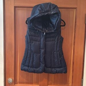 Cole Haan navy blue puffer vest with oversized hood